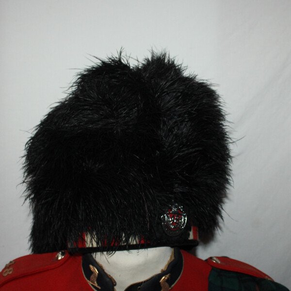 Doublet 48e Highlanders of canada et son Feather Bonnet