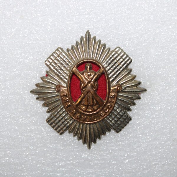 Cap badge The Royal scots