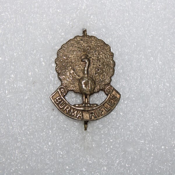 Cap badge Burma rifle