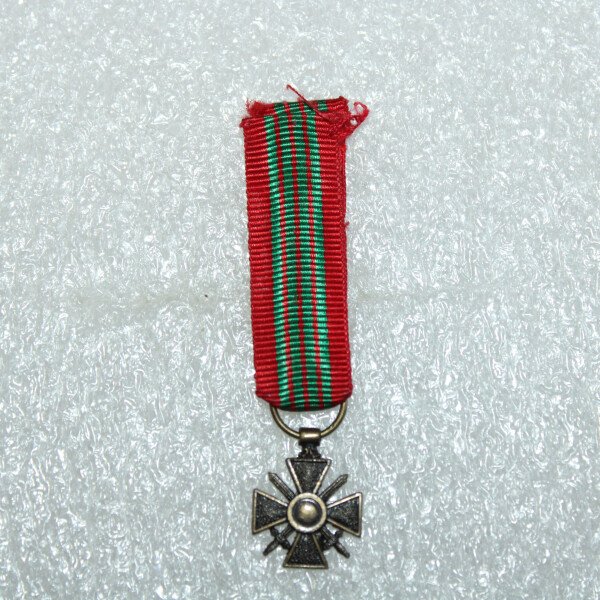 Croix de Guerre 1939 miniature 3