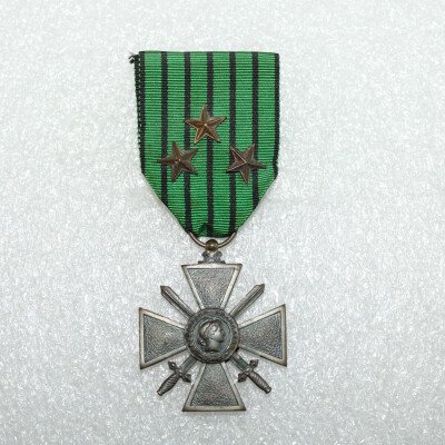 Croix de Guerre 39/40 vichy 3 citations