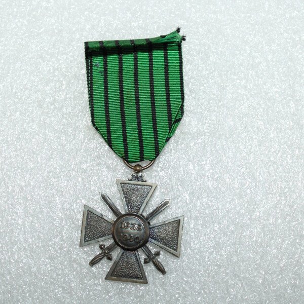 Croix de Guerre 39/40 vichy 3 citations