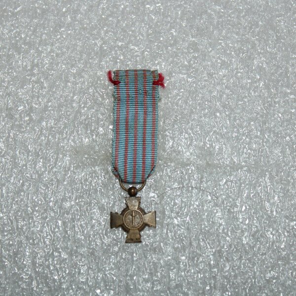 Croix du combattant miniature N°2