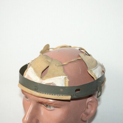 Intérieur de casque MDL16