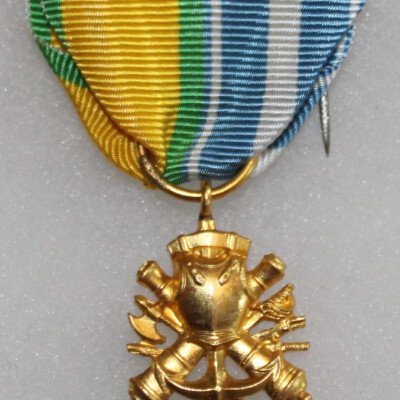 Médaille militaire double ruban