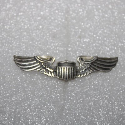 Pin's drapeau USA - La Tranchée Militaire