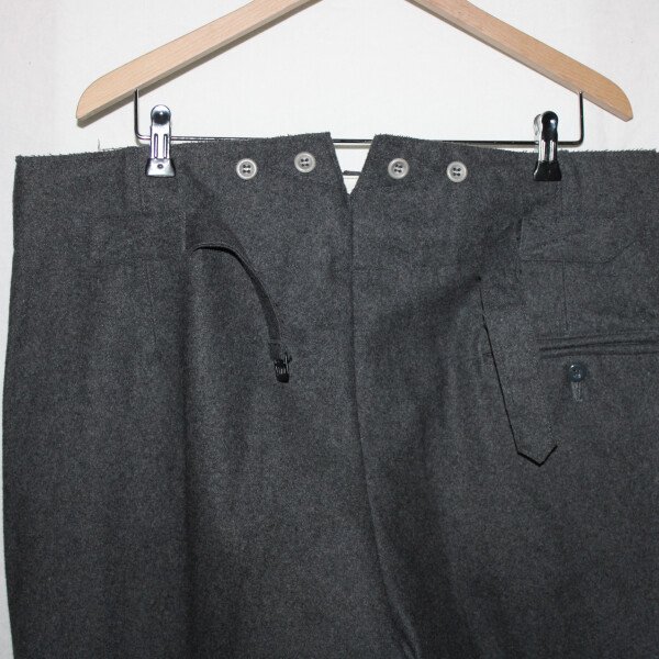 Pantalon 36 gris pierre