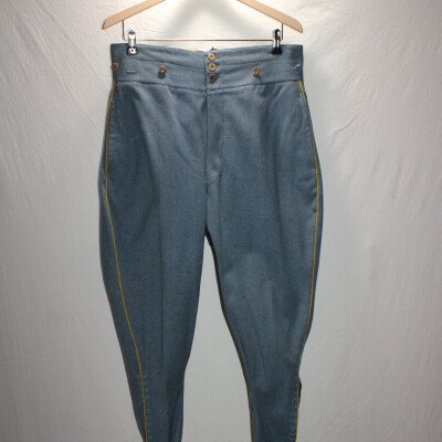 Pantalon bleu horizon jonquille