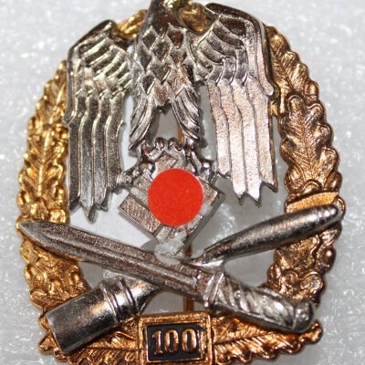 Badge assaut général 100