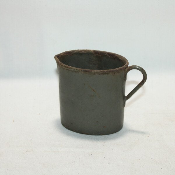 Quart émaillé 1916