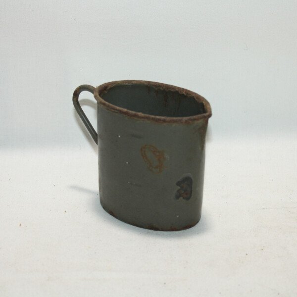 Quart émaillé 1916