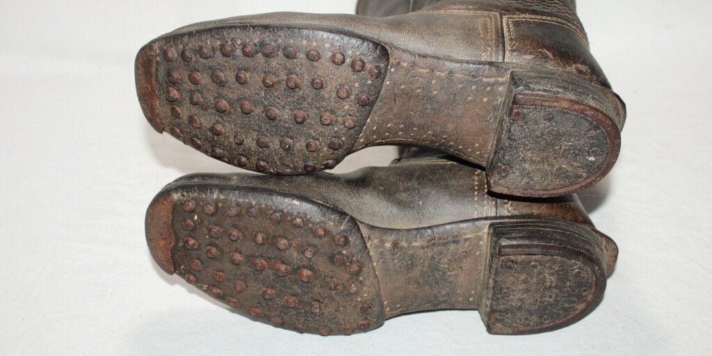 Ancienne Botte En Nickel Massif Avec éperons - Style Cavalerie Militaire équitation