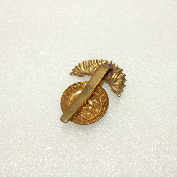 Cap badge northumberland fusilliers Type I