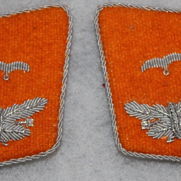 Pattes de col Leutnant des personnels de réserves