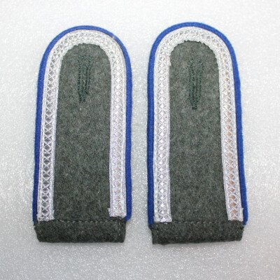 pattes d'épaules sergent infirmier mle 40, liseré bleu