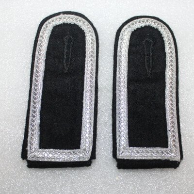 pattes d'épaules de sergent-chef pionnier  SS