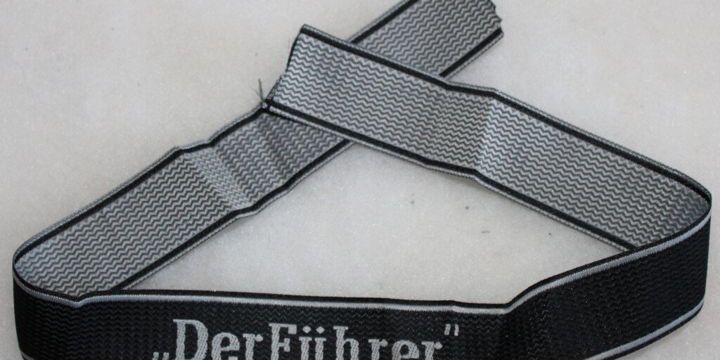 bande-de-bras-der-f-hrer-chris-militaria