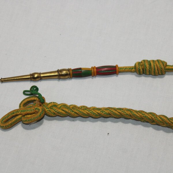 Fourragère médaille militaire 2 olives