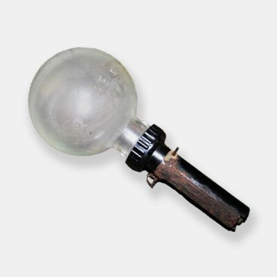 Grenade N°74 “Sticky Bomb”