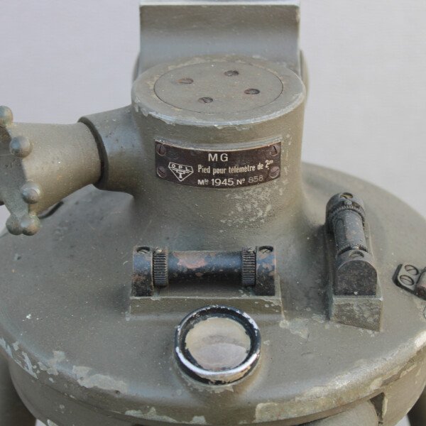 Trépied télémètre mdl1945
