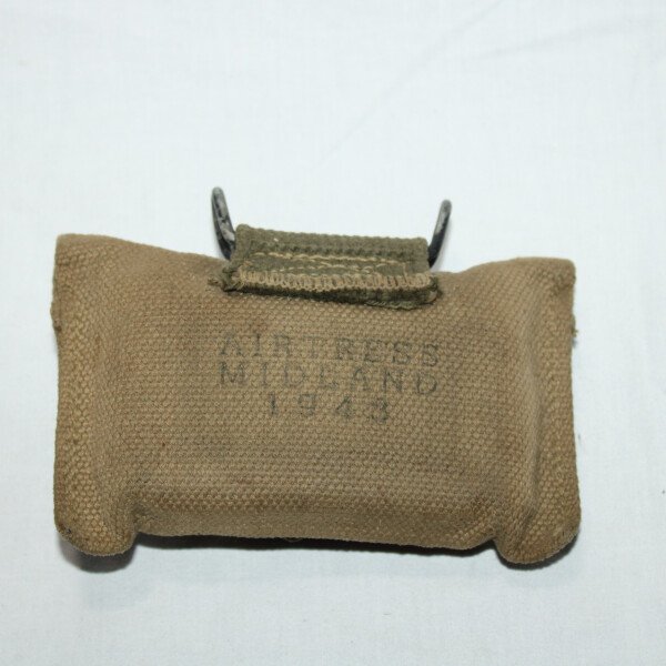 Pochette a pansement M42