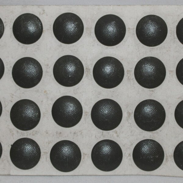 Planche de bouton vert