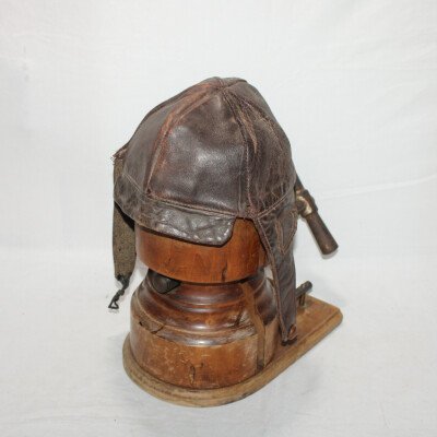 Bonnet en cuir B