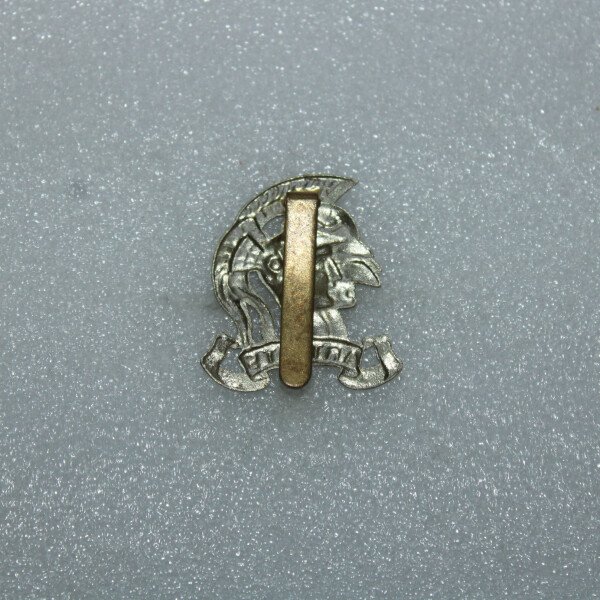 Cap badge Artists Rifle