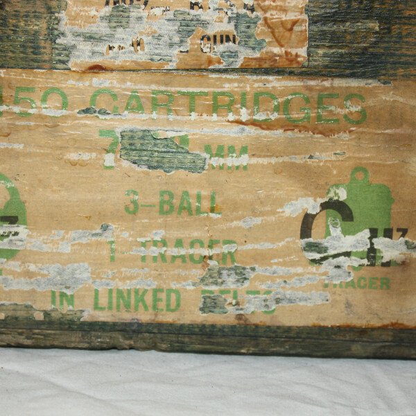 Caisse bandes Besa 1943