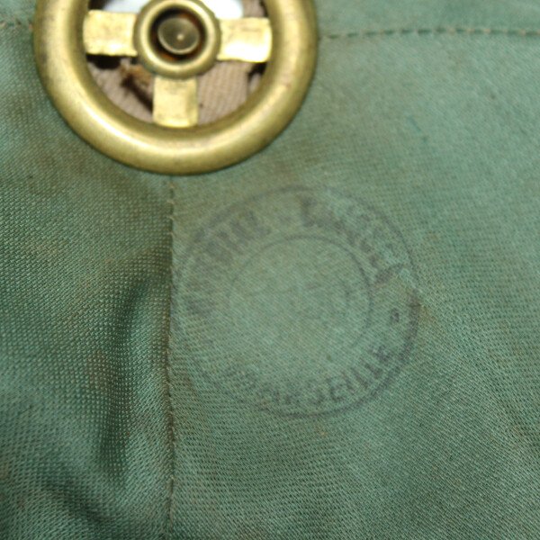 Casque colonial douane