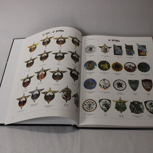 Insignes et brevets parachutistes