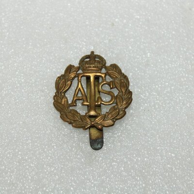 Cap badge ATS