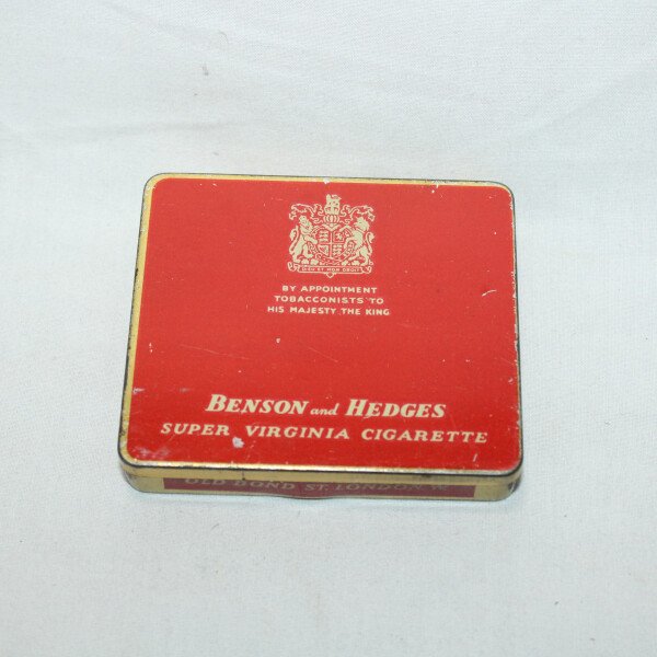 Boite de cigarettes Benson&Hedges