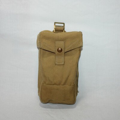 Pouch canadienne