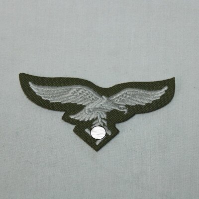 Aigle de blouse de saut