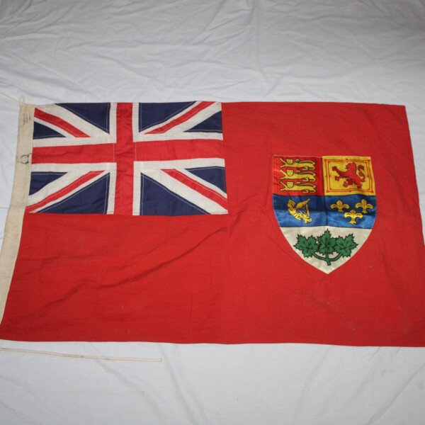 Drapeau canadien 39/45