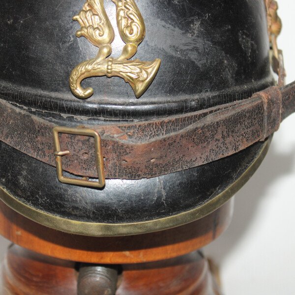 Raupenhelm