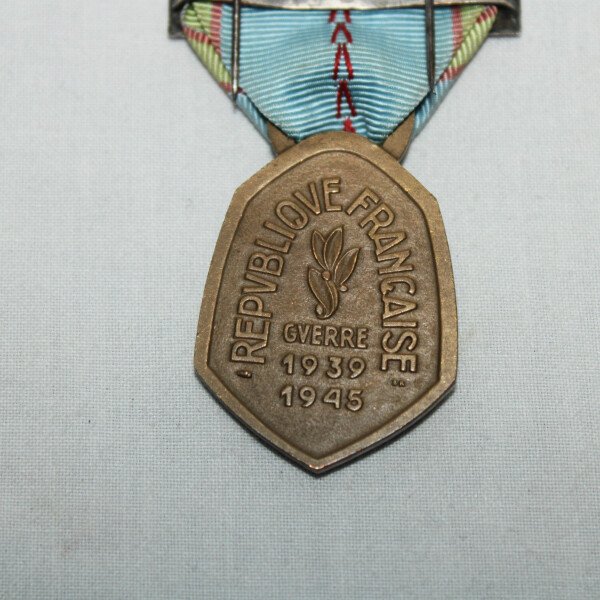 Médaille commémorative 39/45 n°1