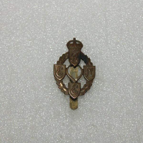 Cap badge REME