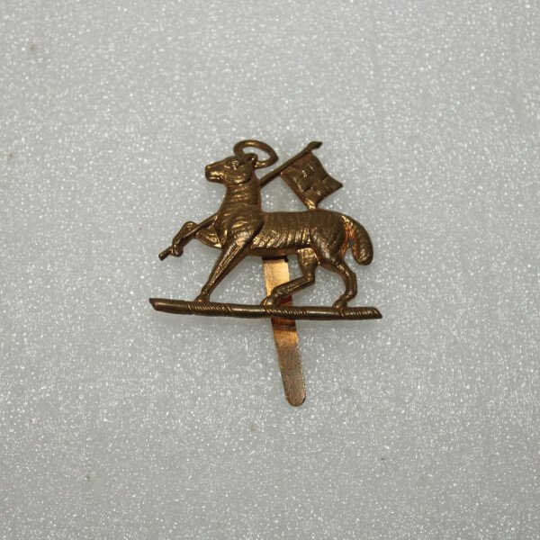 Cap badge Queen's Reg
