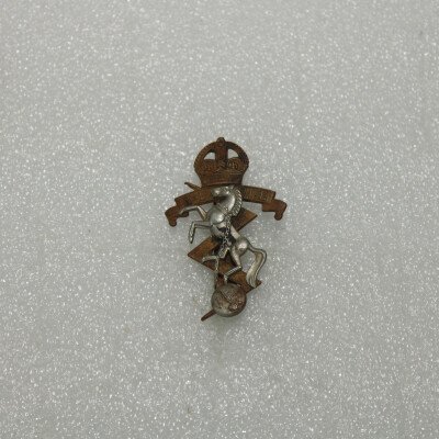 cap badge REME type 2