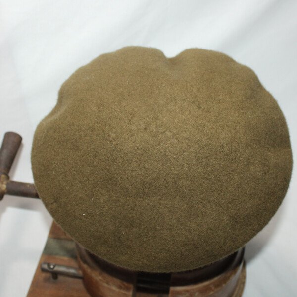 Khaki beret