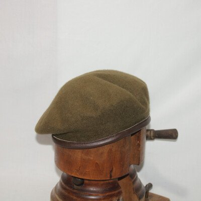 Khaki beret