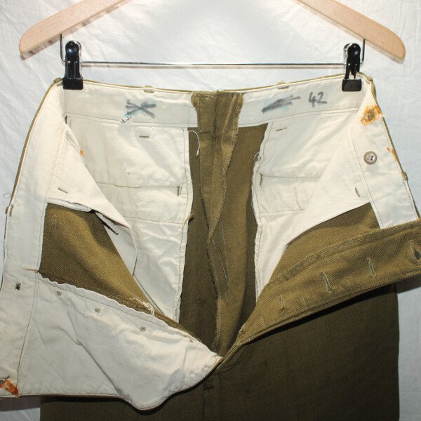 Pantalon moutarde W31 A