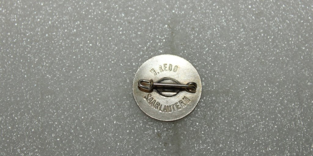Insigne Badge Athlétisme Boudry 1935 – Neuchâtel Suisse, Pin Sport Vintage En Aluminium