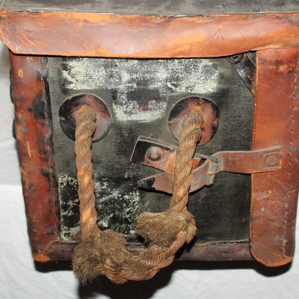 Malle médical anglaise 1943