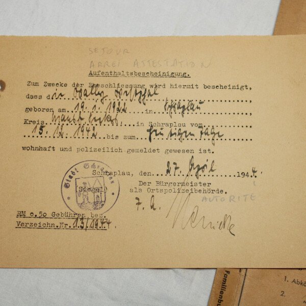 Dossier Livret de famille 1944