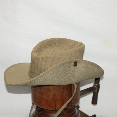 Chapeau de brousse Extrême-Orient