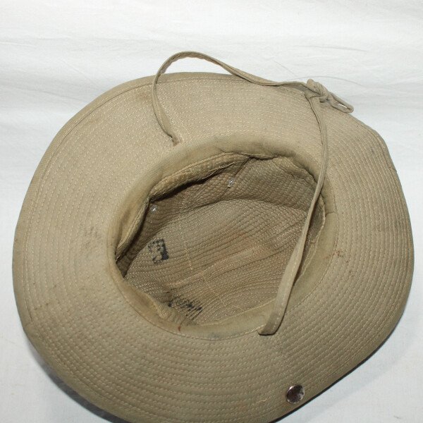 Chapeau de brousse Extrême-Orient