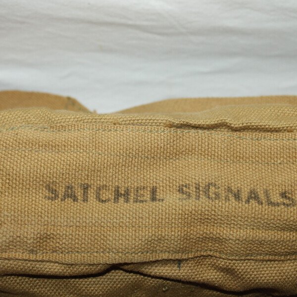 Satchel signals canadienne